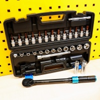 MSK Drehmomentschlüssel Set 3/8 Zoll 30tlg. für...