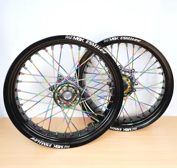 Radsatz 3.5+5.0x17 black / rainbow / black / rainbow