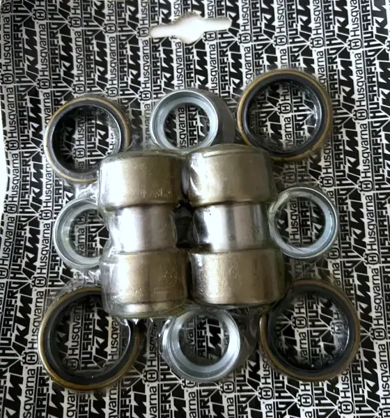Original KTM Schwingenlager + Buchsen SX/SX-F 08-15 / EXC 08-16