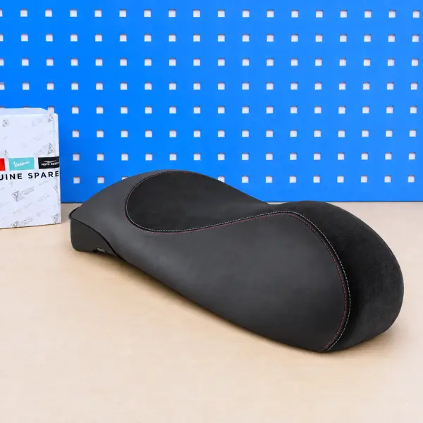 Original Monositzbank NEU für Vespa GTS GTV 125 300 310 schwarz