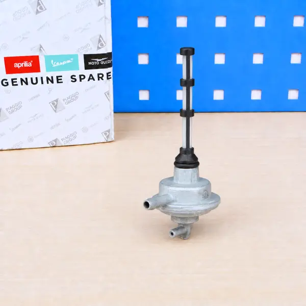 Original Piaggio Benzinhahn Unterdruck